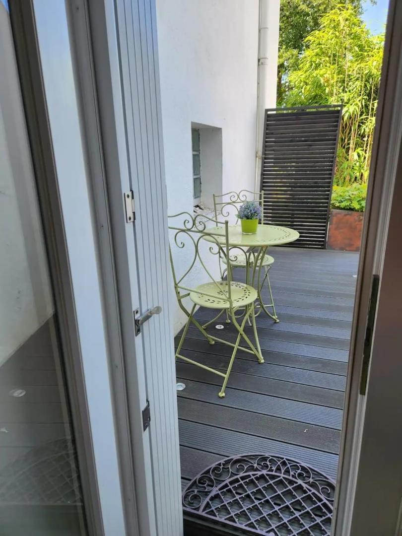 Tassigny - Charmant Appartement/ Terrasse - Port ヴァンヌ エクステリア 写真